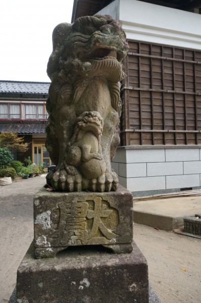 須々神社狛犬